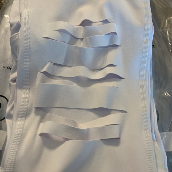 Laser Cut Shredded Knee White Leggings - Picture 2 of 4